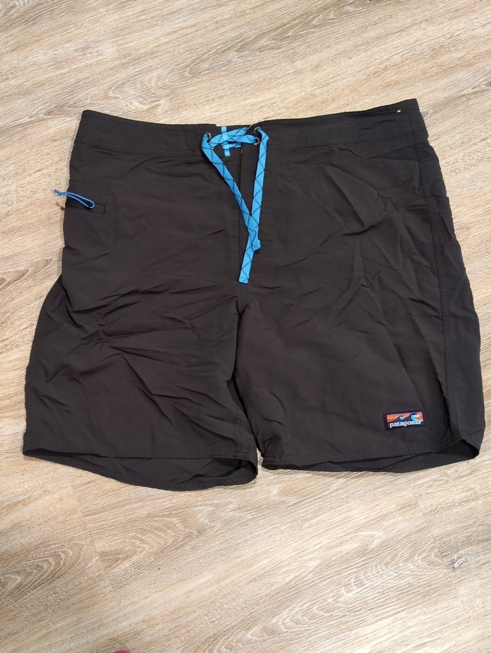 💙Patagonia Charcoal Gray Swim Board Shorts with Blue Drawcord Men's Size 36💙
